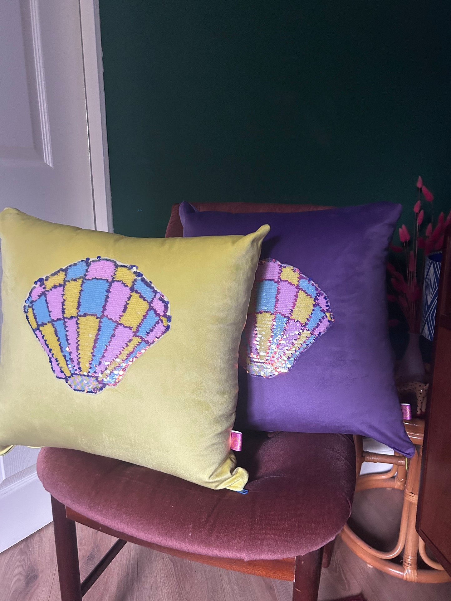 Velvet cushion with pastel reversible sequin cushion