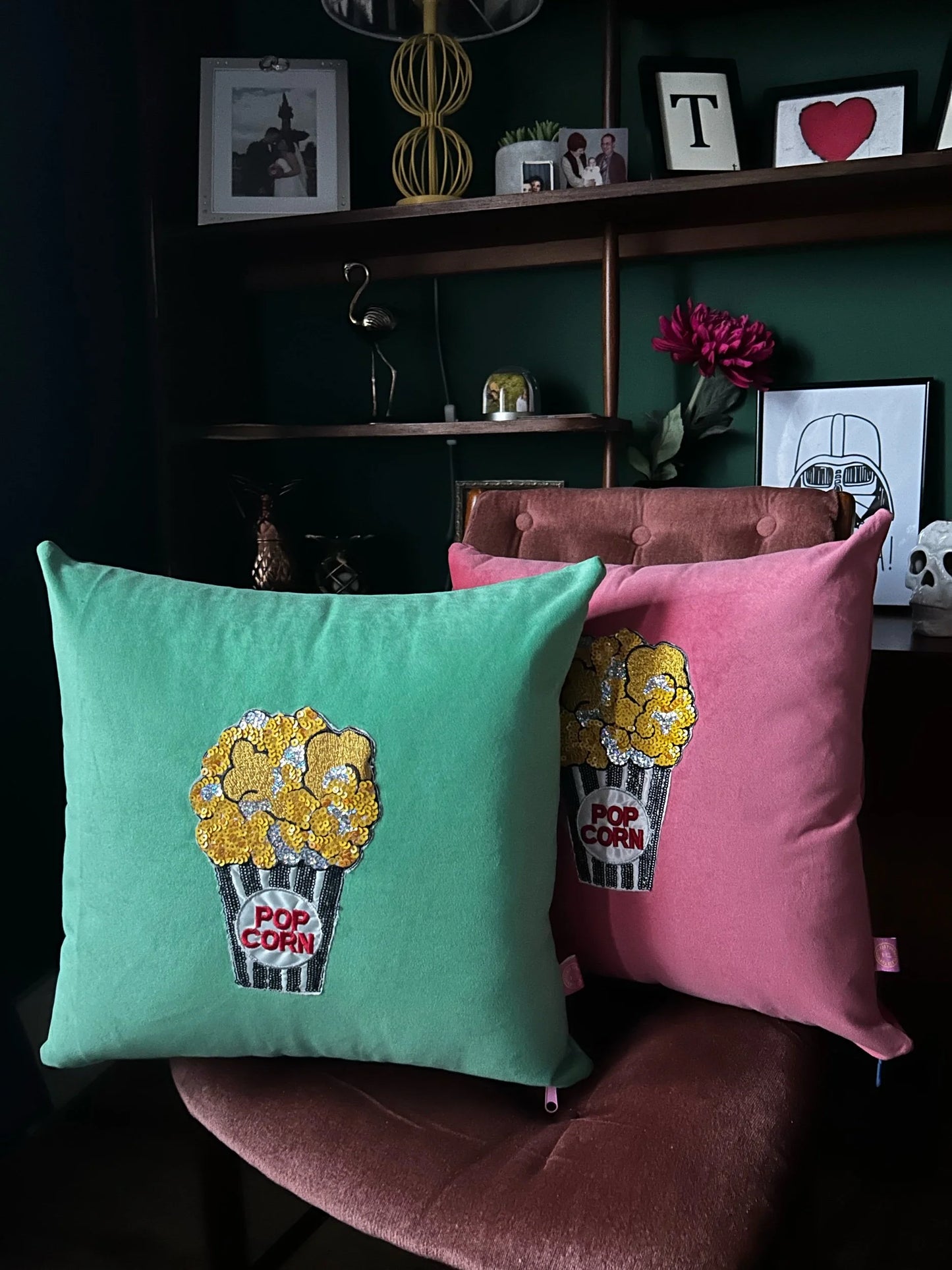 Popcorn velvet cushions-SQ1808194