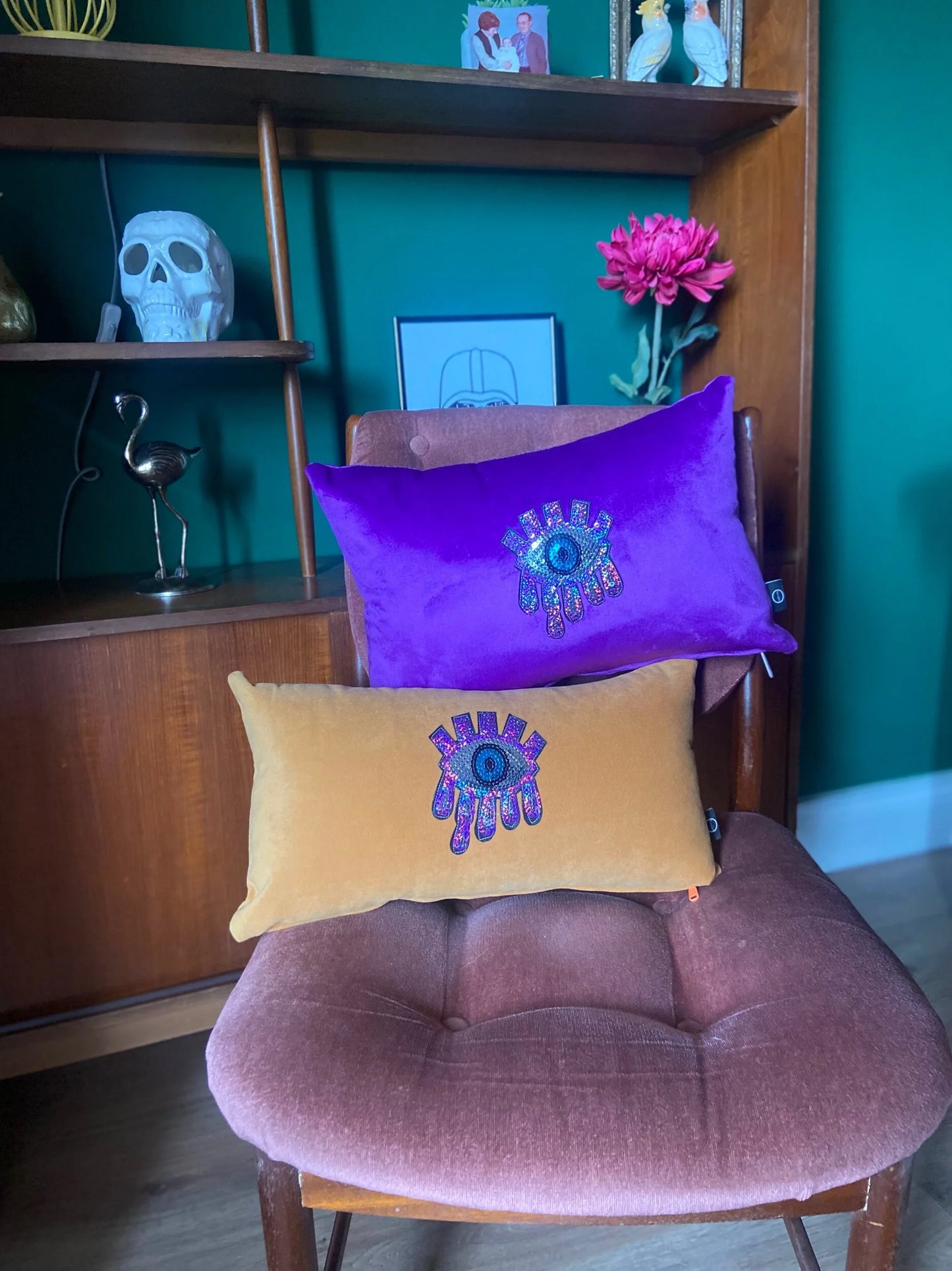 Pink eye mustard velvet