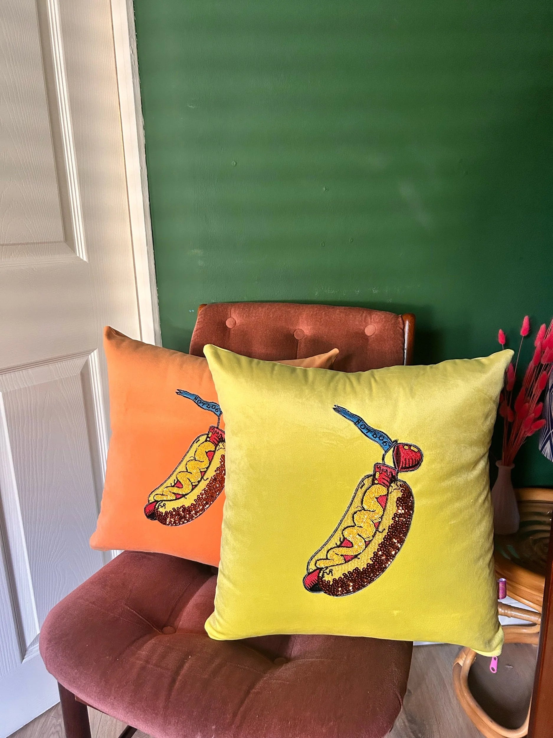 Hot dog cushions-SQ6912613