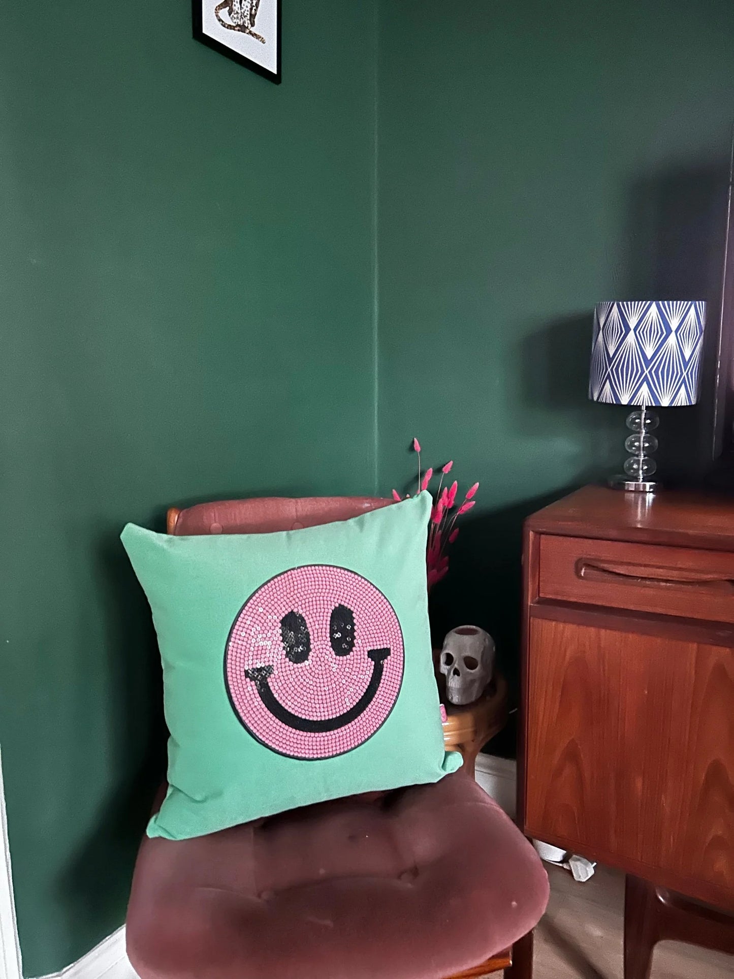 Pink smiley velvet cushion-SQ2880667