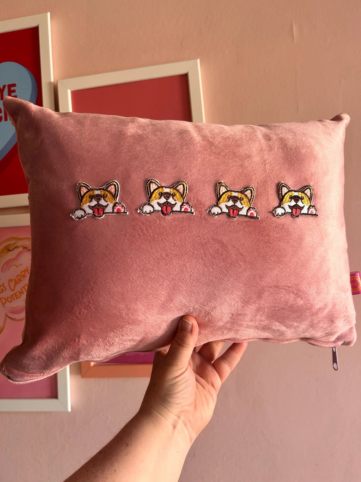Little corgi cushions-SQ6688109