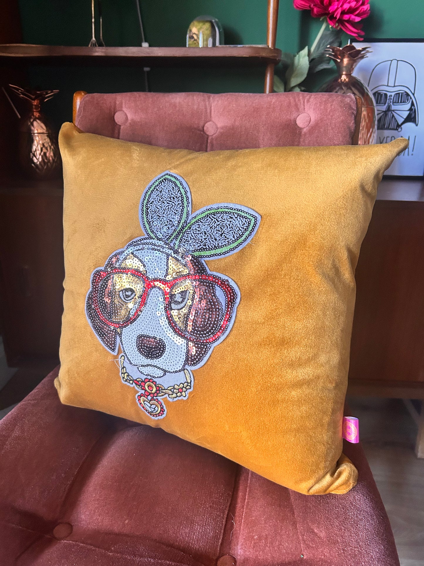 Velvet wee dug sequin cushion