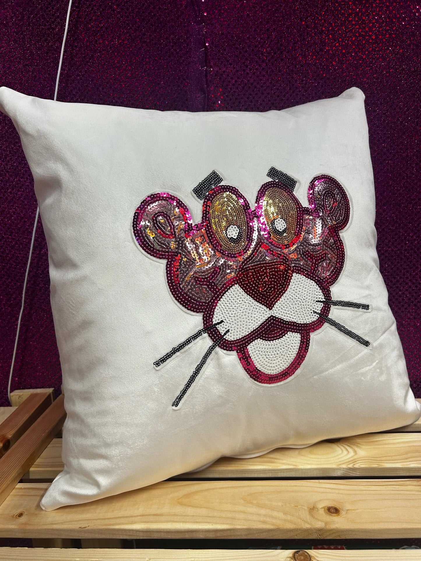 Pink panther velvet cushion-SQ8666258