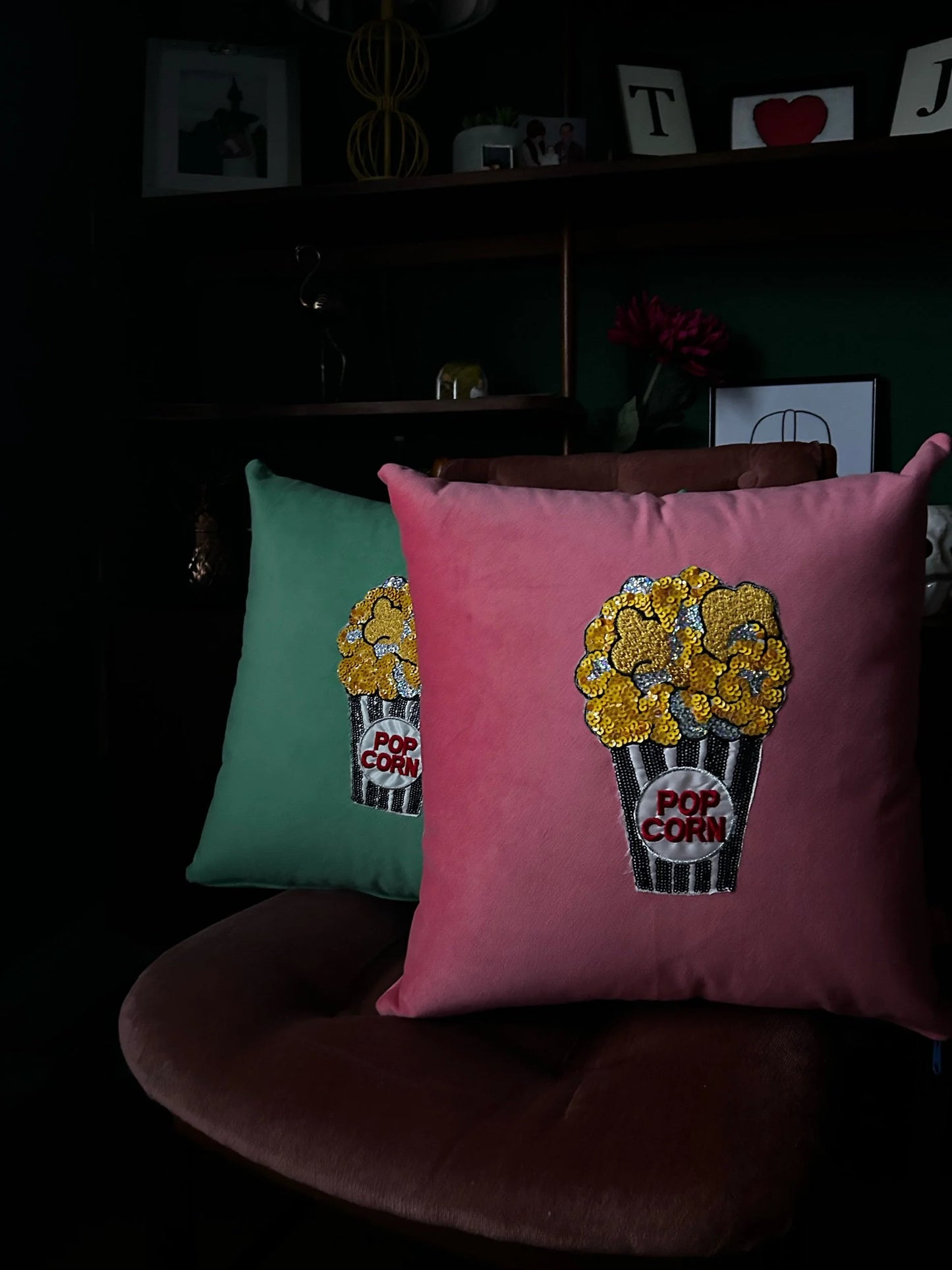 Popcorn velvet cushions-SQ1808194