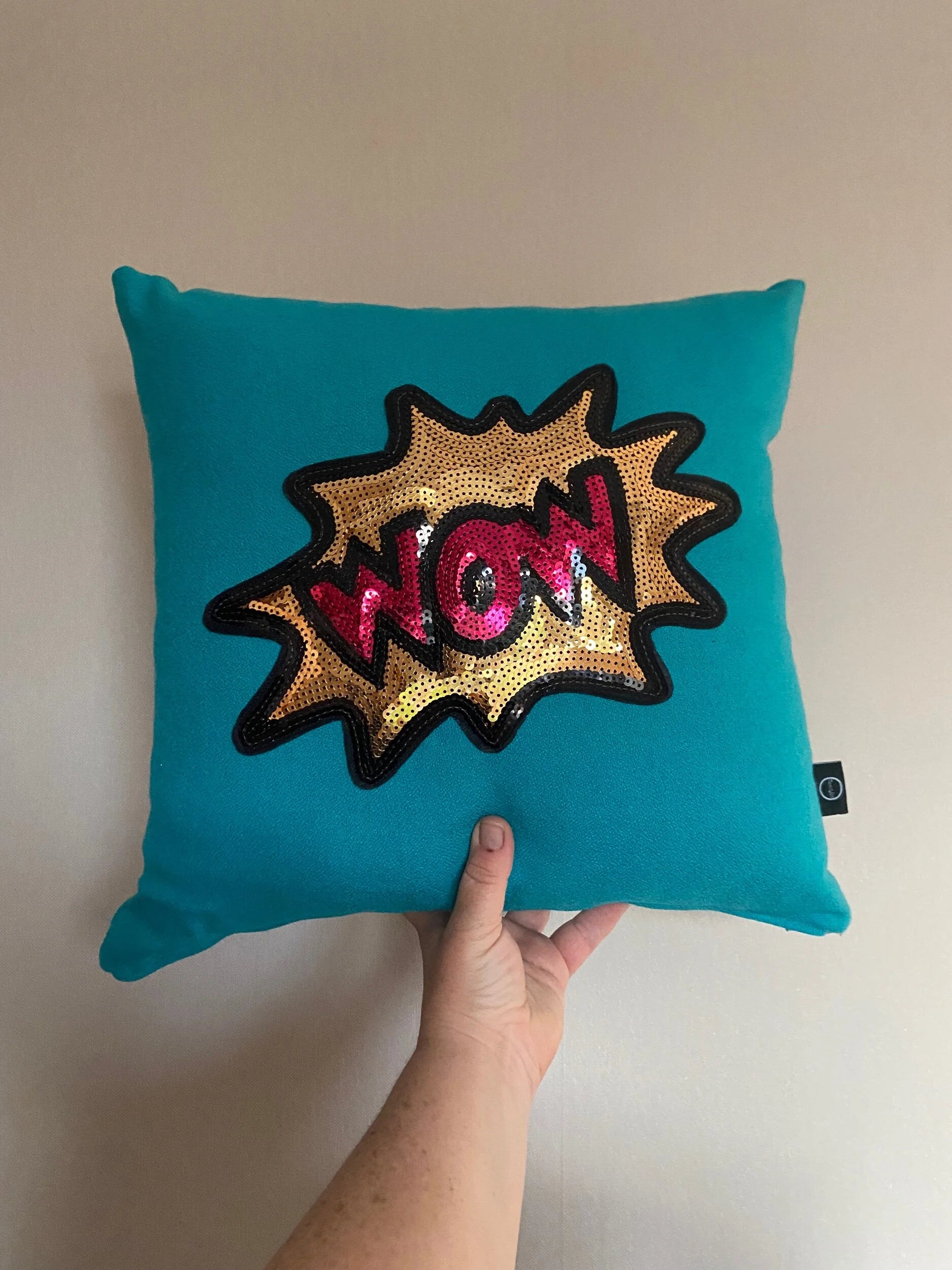 Wow cushion-SQ6175596