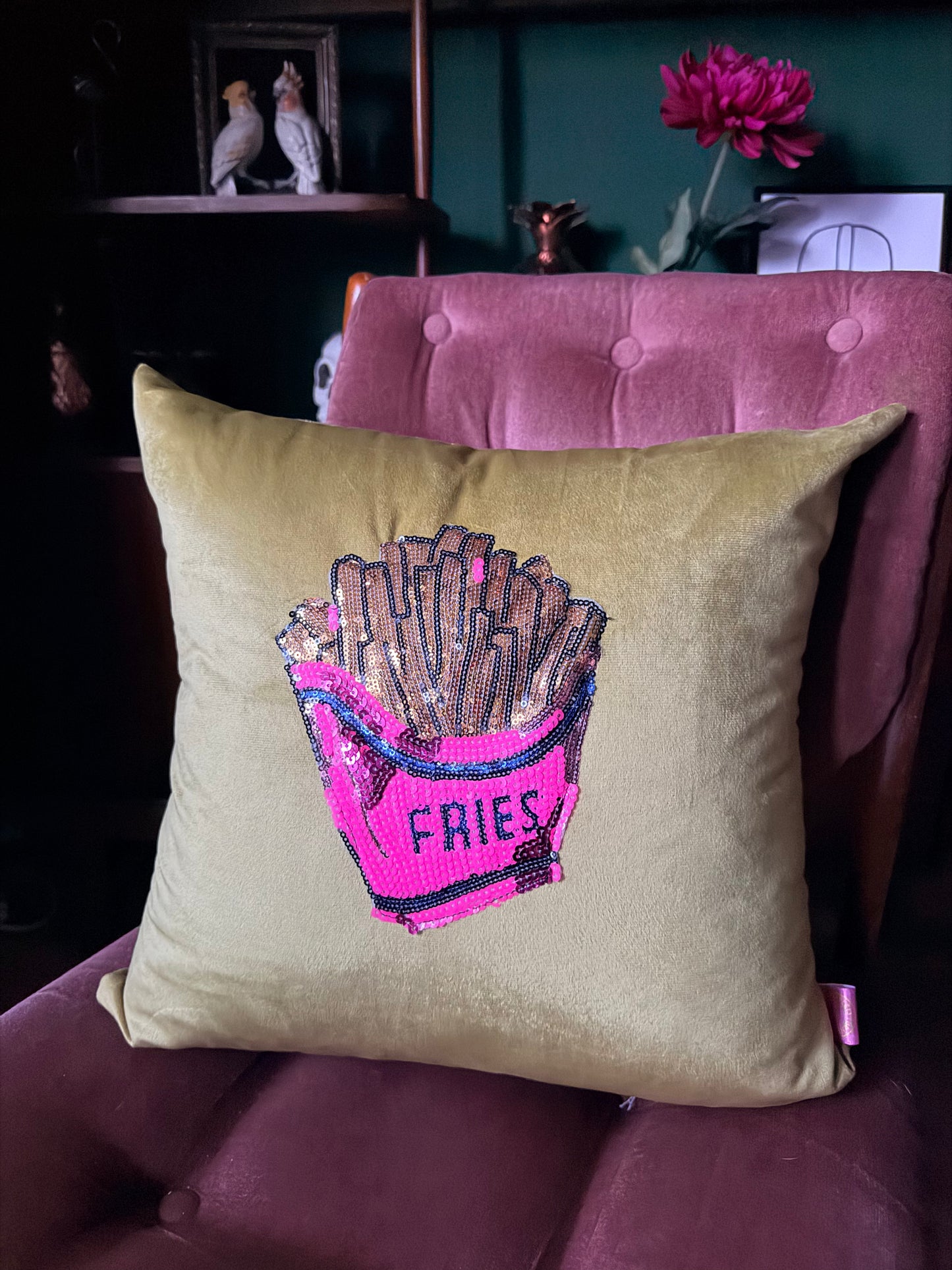 Velvet fries cushion