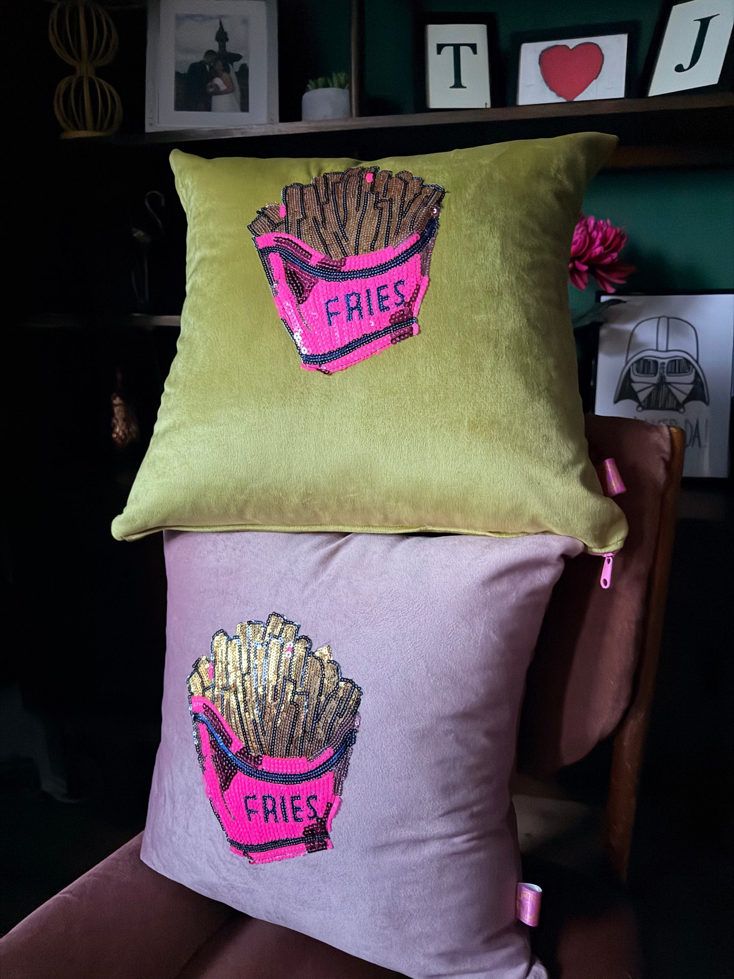 Velvet fries cushion
