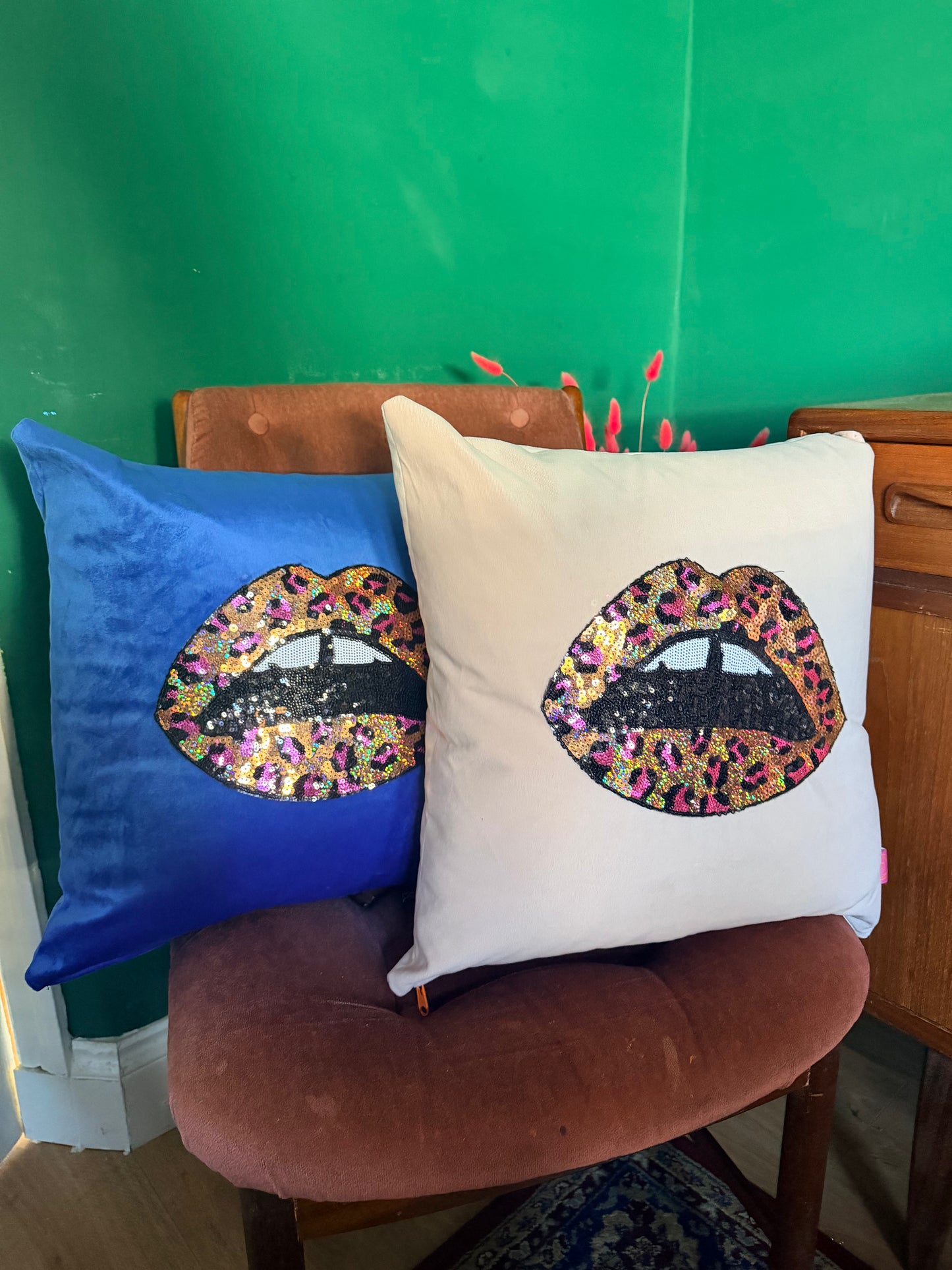 Sequin leopard lips velvet cushion